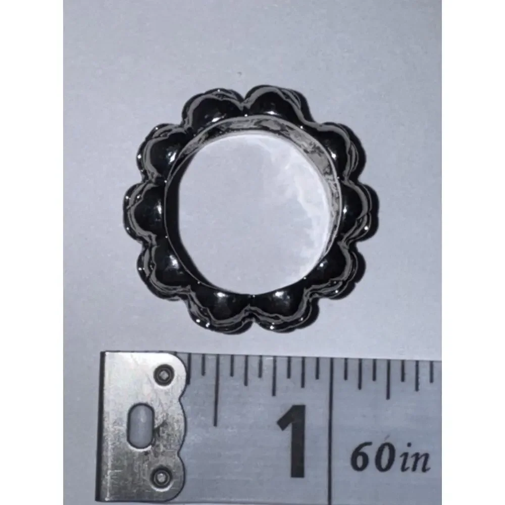 Ring Of Skulls Size 8